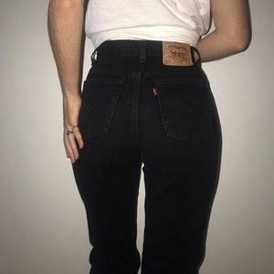 Vintage Levi’s 512 slim mom jeans